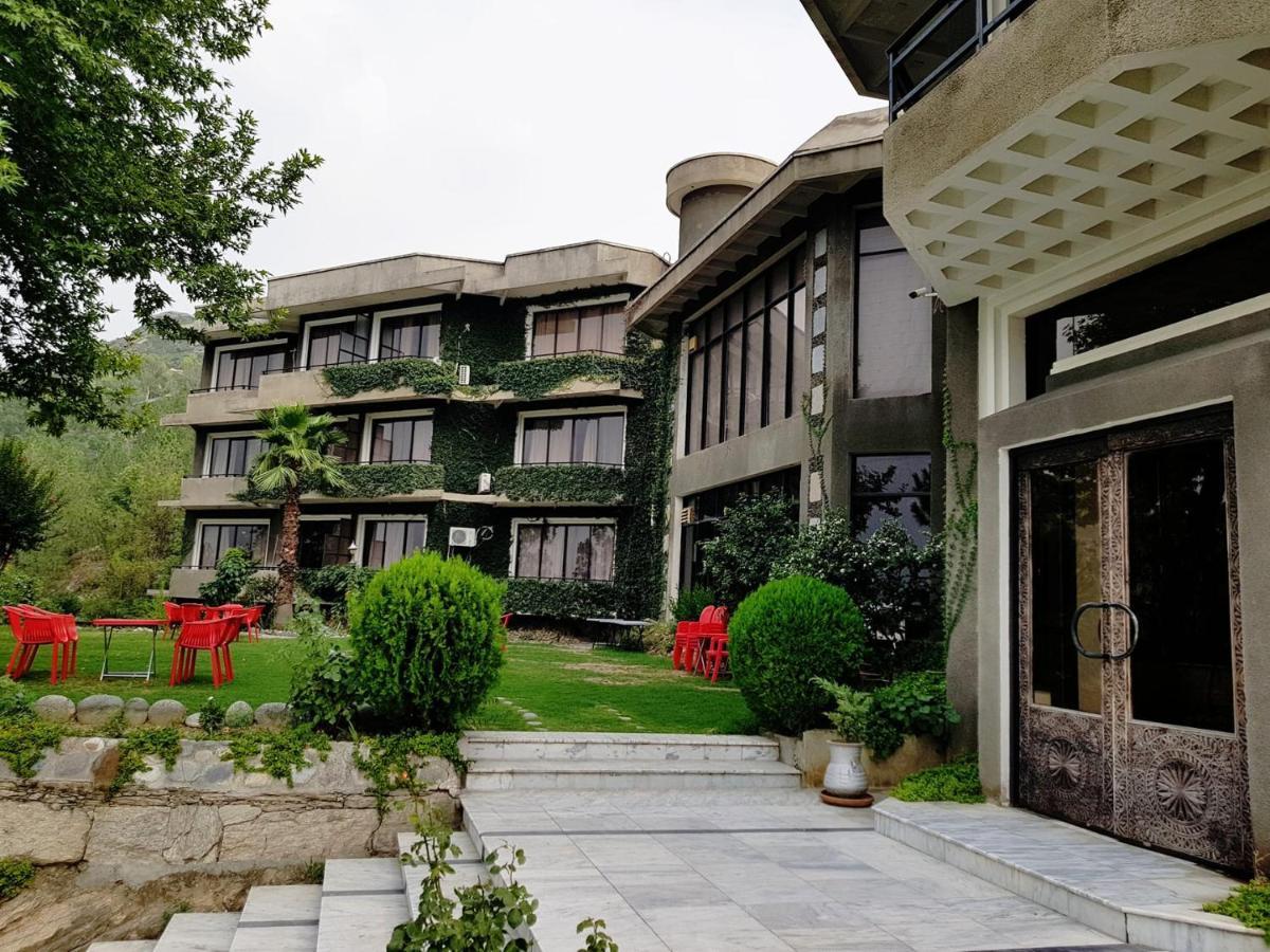 Rock City Resort Mingora Extérieur photo