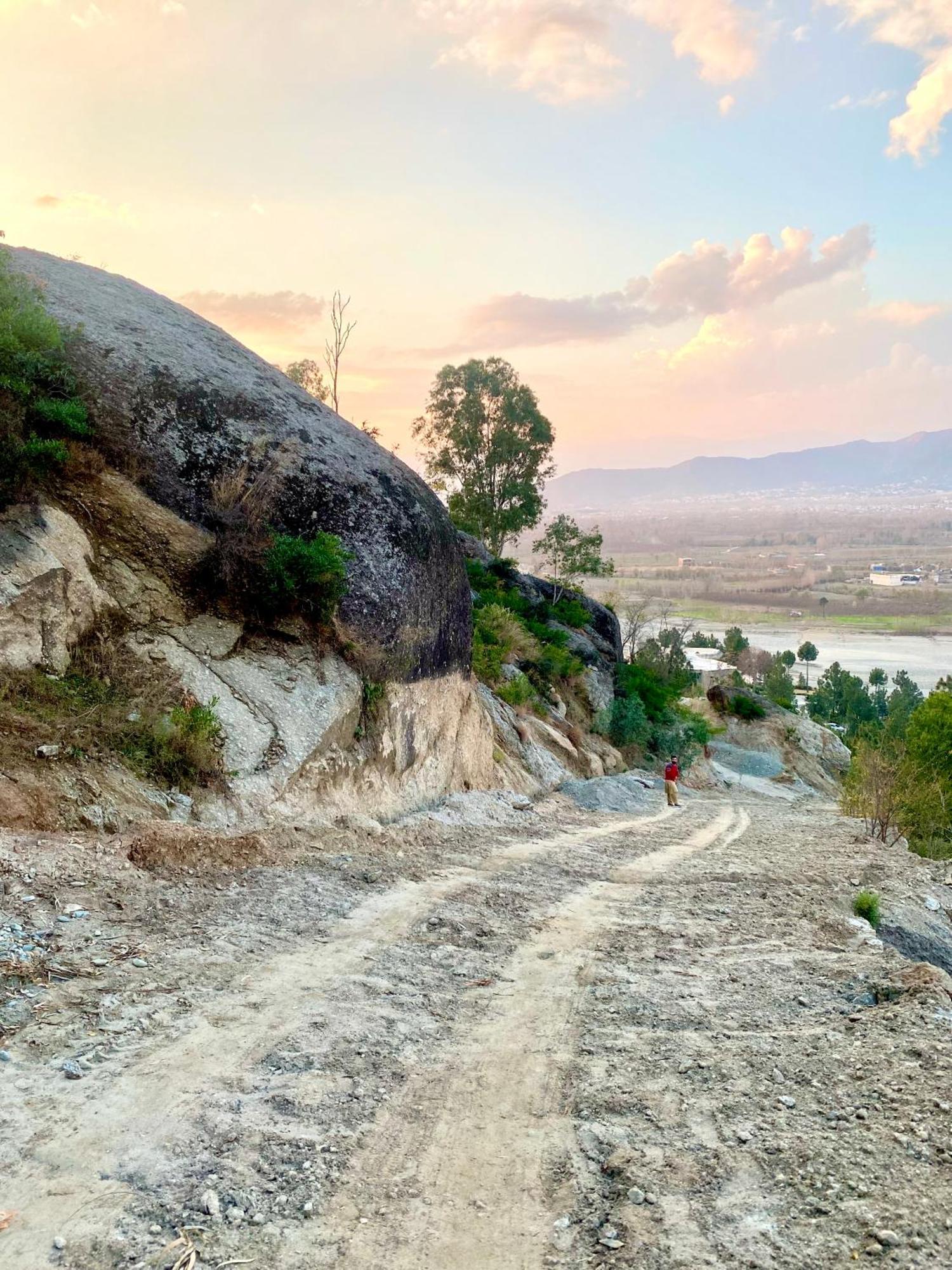 Rock City Resort Mingora Extérieur photo