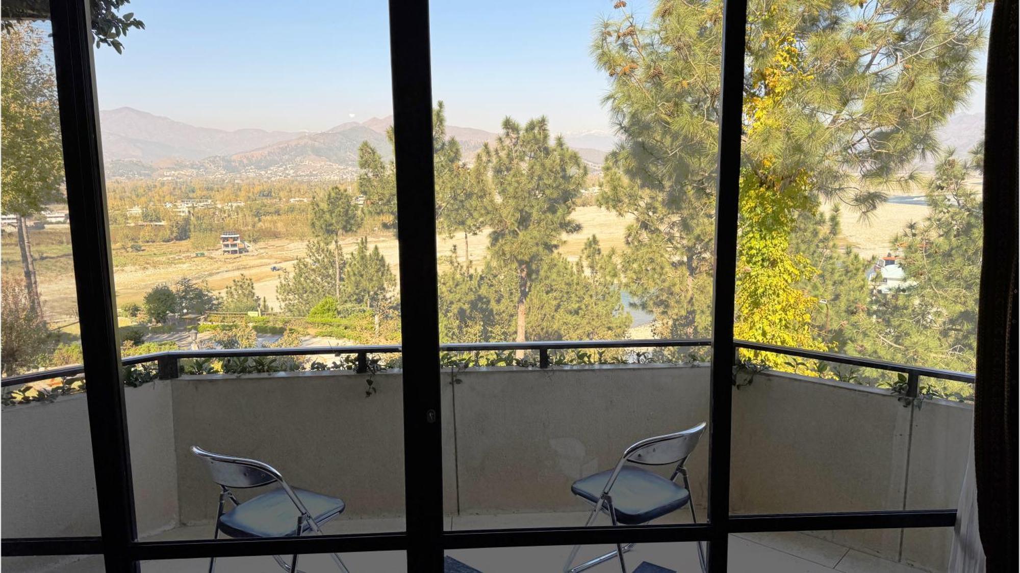 Rock City Resort Mingora Extérieur photo